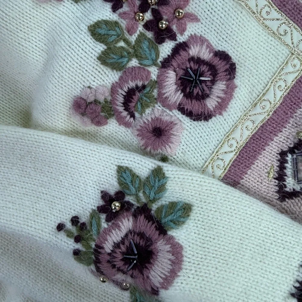 Vintage Koret Floral Embroidery Cream And Purple Cardigan Size Large